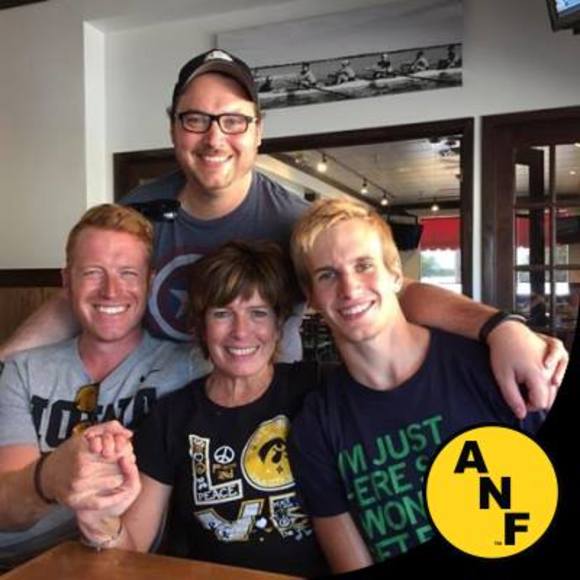 Meet your Posher, Gayle - Picture 1 of 1